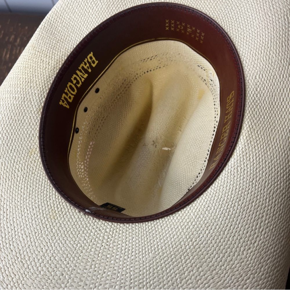 Classic Cream Cowboy Hat - Picture 3 of 4
